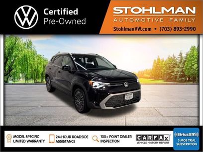 Certified 2025 Volkswagen Taos SE w/ Panoramic Sunroof Package