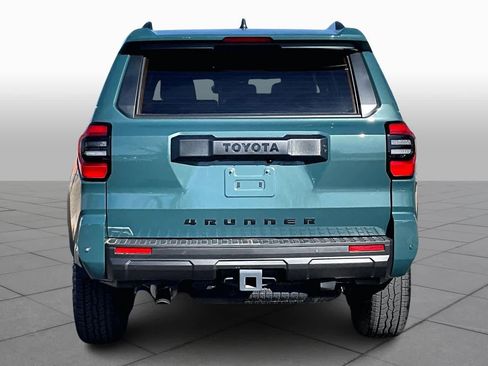 Certified 2025 Toyota 4Runner TRD Off-Road Premium image 4