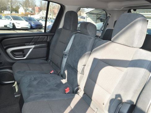 Used 2015 Nissan Armada SV image 13