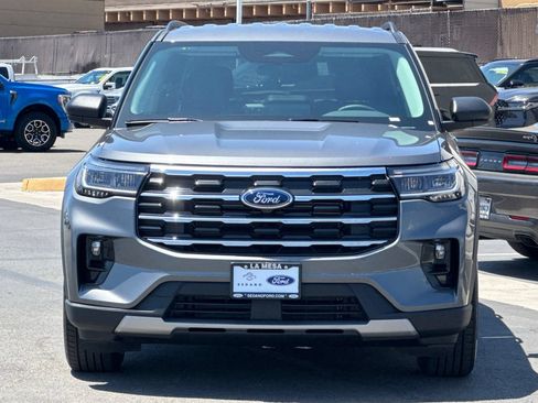 New 2026 Ford Explorer Active w/ Active Comfort Package RWD image 8