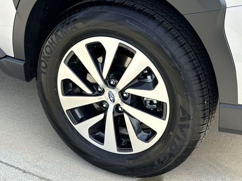 Certified 2025 Subaru Outback Premium image 12