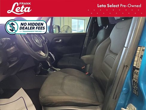 Used 2020 Jeep Renegade Latitude FWD image 13