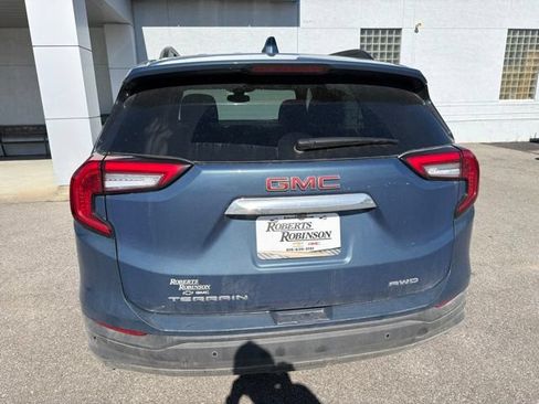 Used 2024 GMC Terrain SLE w/ Driver Convenience Package AWD/4WD image 20