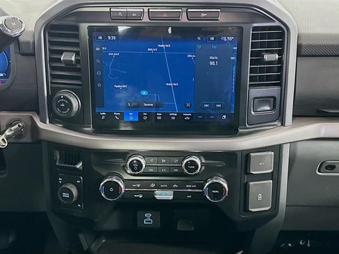 Used 2024 Ford F150 XLT AWD/4WD image 15