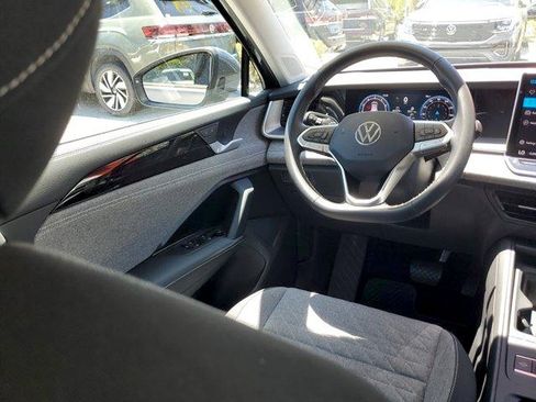 Used 2025 Volkswagen Tiguan S FWD image 12