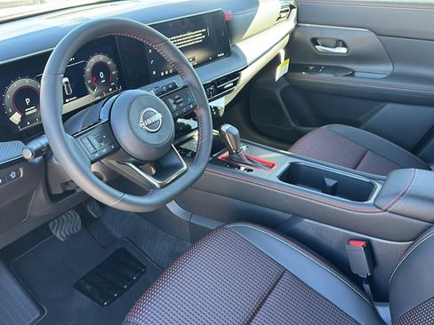 New 2026 Nissan Kicks SR w/ SR Premium Package image 9