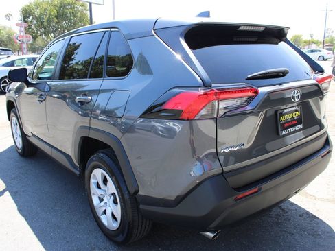 Used 2024 Toyota RAV4 LE FWD image 34