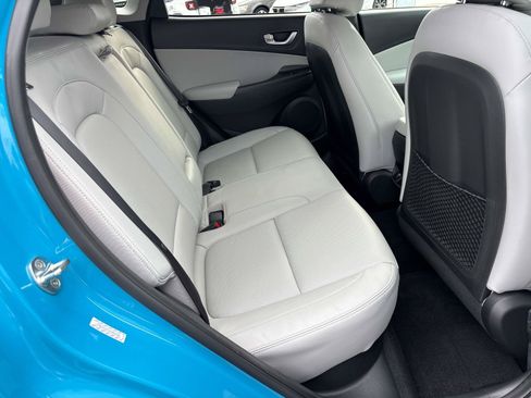 Used 2023 Hyundai Kona Limited w/ Cargo Package AWD/4WD image 15