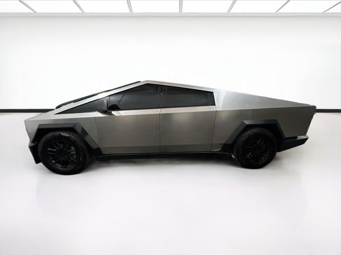 Used 2025 Tesla Cybertruck AWD Crew Cab image 24