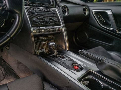 Used 2010 Nissan GT-R Premium AWD/4WD image 45