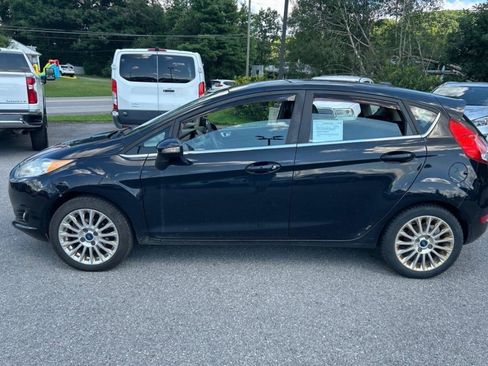 Used 2016 Ford Fiesta Titanium FWD image 8