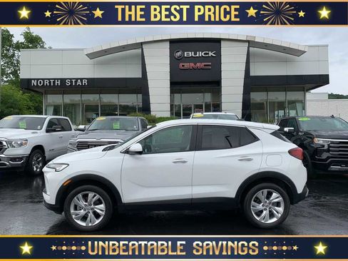 Used 2024 Buick Encore GX Preferred w/ Comfort Package AWD/4WD image 1