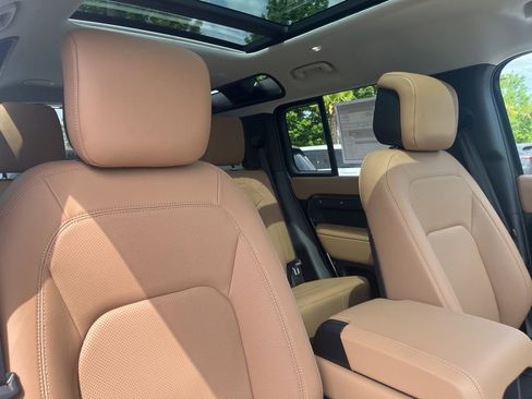 New 2026 Land Rover Defender 110 X-Dynamic SE AWD/4WD image 19