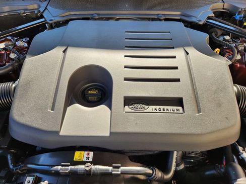 Used 2026 Land Rover Discovery Limited Edition image 21