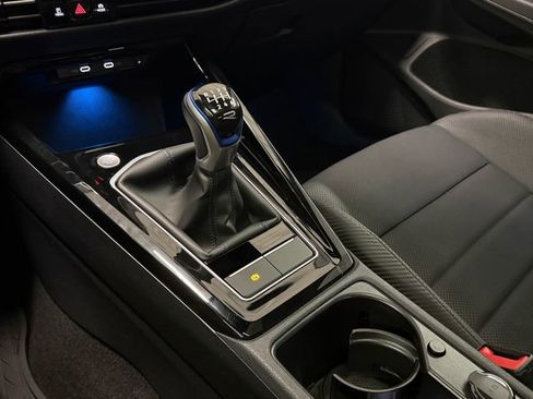 Used 2024 Volkswagen Golf R AWD/4WD image 22