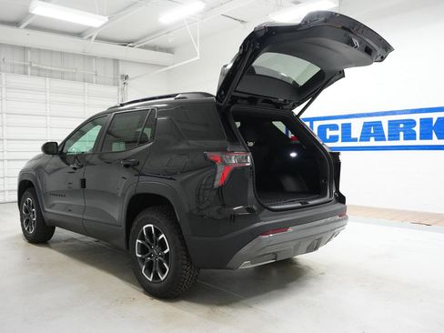 New 2026 Chevrolet Equinox ACTIV w/ Convenience Package III image 9