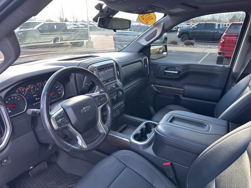 Used 2021 Chevrolet Silverado 1500 LT Trail Boss w/ Convenience Package II image 15