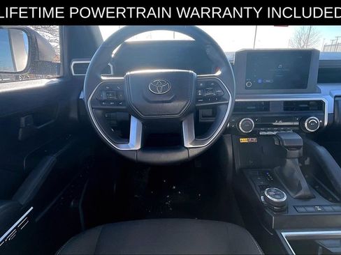 Used 2025 Toyota 4Runner TRD Off-Road image 5