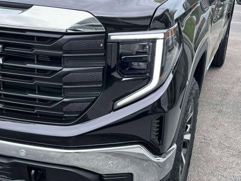 New 2026 GMC Sierra 1500 Pro w/ Pro Value Package image 9