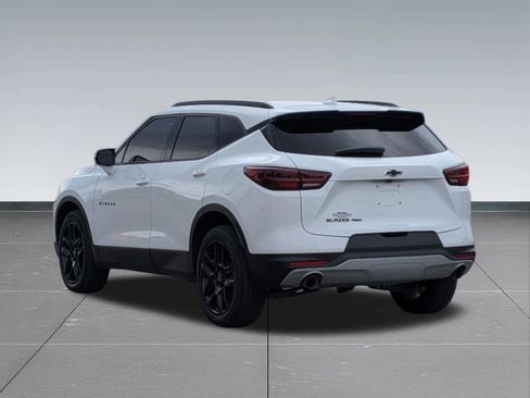 Used 2023 Chevrolet Blazer LT AWD/4WD image 4