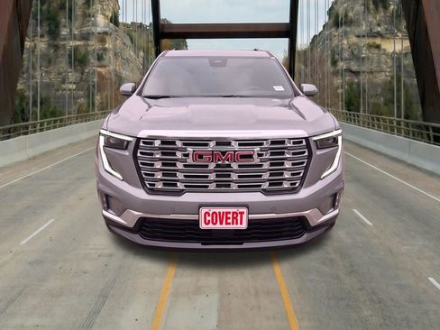 New 2026 GMC Acadia Denali AWD/4WD image 2