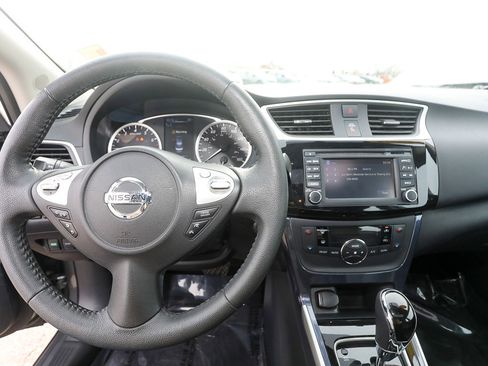 Used 2018 Nissan Sentra SR Turbo w/ Premium Package (P03) image 12