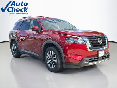 Used 2024 Nissan Pathfinder SL
