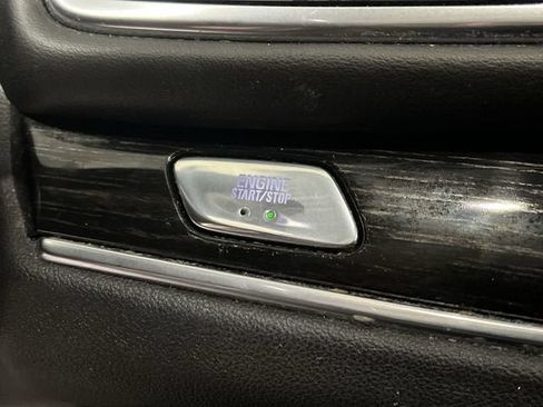 Certified 2019 Buick Enclave Avenir w/ Avenir Technology Package AWD/4WD image 17