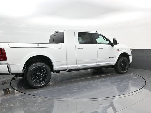 New 2026 RAM 2500 Limited AWD/4WD image 7