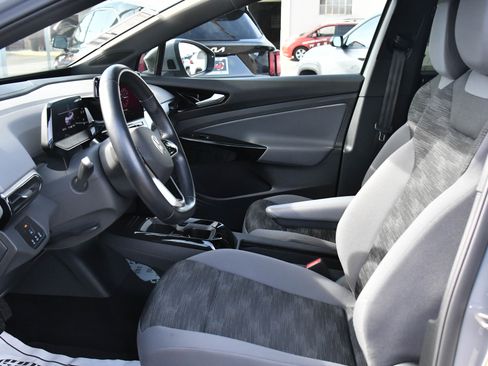 Used 2021 Volkswagen ID.4 Pro image 18