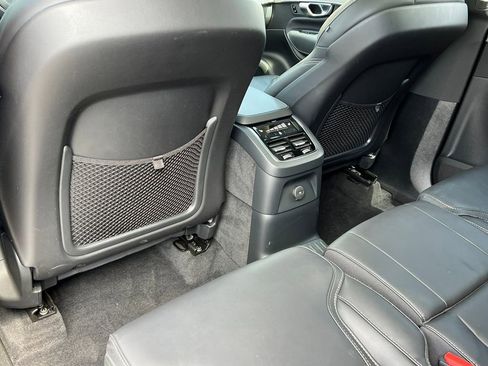 Used 2023 Volvo XC90 T8 Ultimate AWD/4WD image 40
