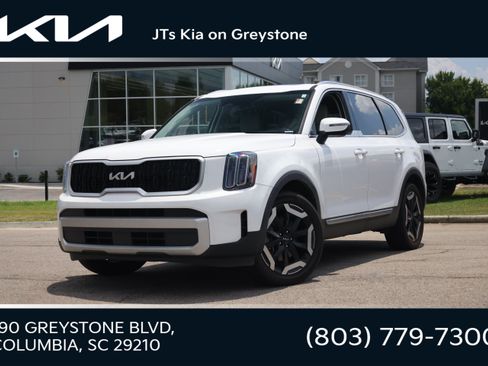 Used 2024 Kia Telluride EX w/ EX Captain's Chair Package AWD/4WD image 1