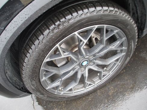 Used 2024 BMW X5 xDrive40i w/ Premium Package image 13