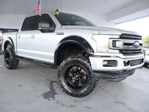Used 2019 Ford F150 XLT w/ Equipment Group 302A Luxury AWD/4WD image 3