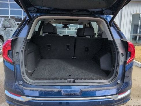 Used 2022 GMC Terrain Denali image 5