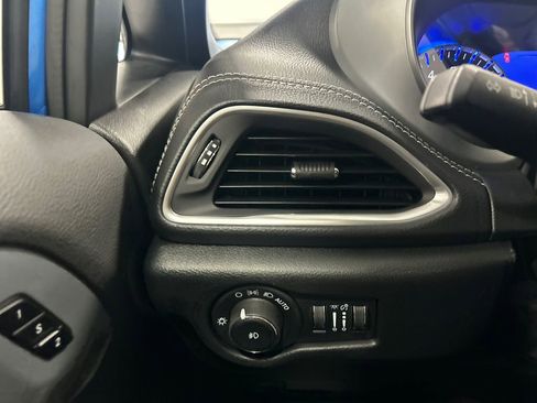 New 2026 Chrysler Pacifica Limited w/ S Appearance Package image 18