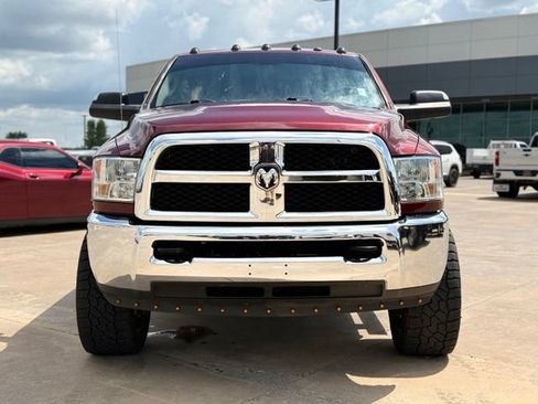Used 2018 RAM 2500 Tradesman w/ Chrome Appearance Group AWD/4WD image 3