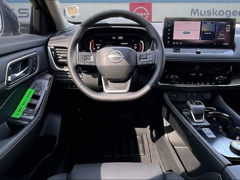 New 2026 Nissan Rogue Platinum w/ Platinum Premium Package AWD/4WD image 10