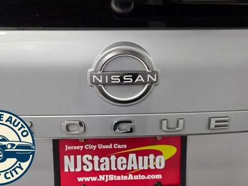 Used 2022 Nissan Rogue SL FWD image 33