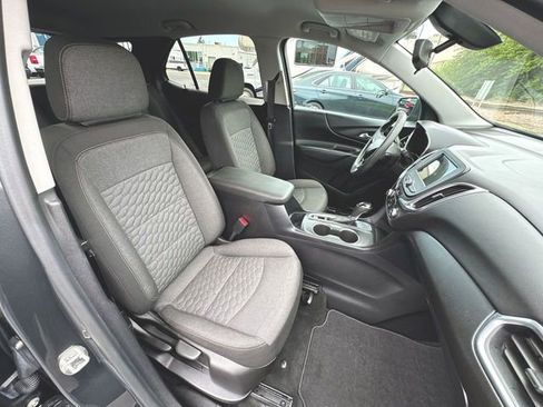 Used 2019 Chevrolet Equinox LT FWD image 26