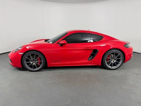 Certified 2024 Porsche 718 Cayman GTS RWD image 2