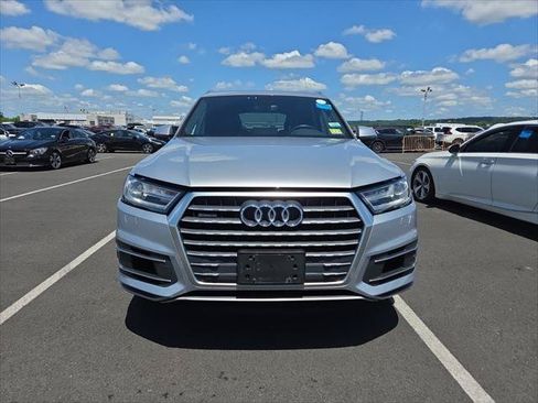 Used 2019 Audi Q7 3.0T Premium AWD/4WD image 3