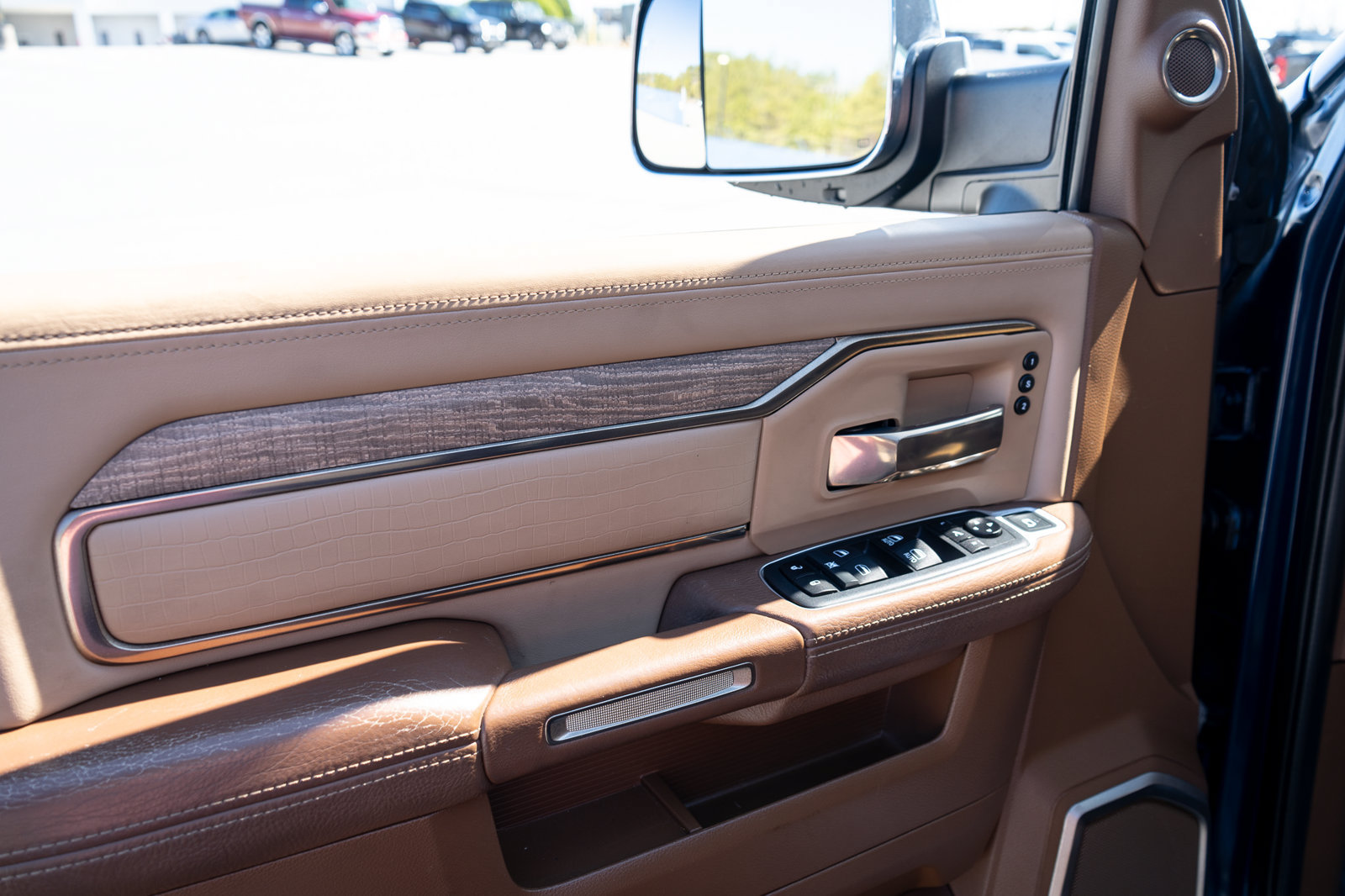 Used 2019 RAM 2500 Limited RWD image 24