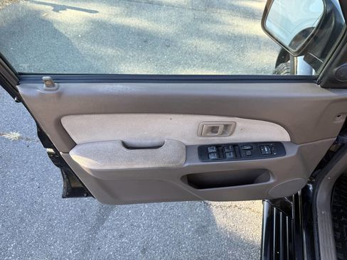 Used 2002 Toyota 4Runner SR5 image 21