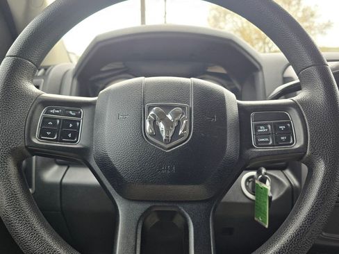 Used 2016 RAM 2500 Tradesman w/ Chrome Appearance Group AWD/4WD image 23