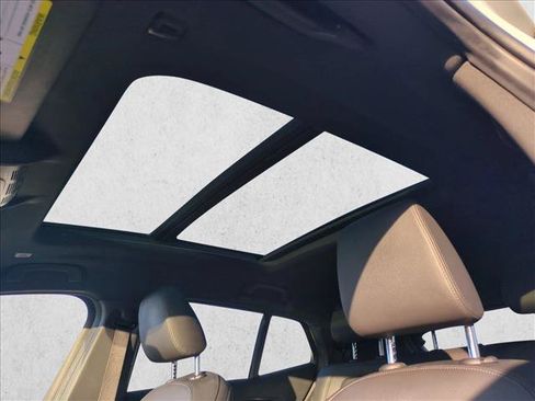 Used 2022 BMW X2 sDrive28i w/ Convenience Package FWD image 16