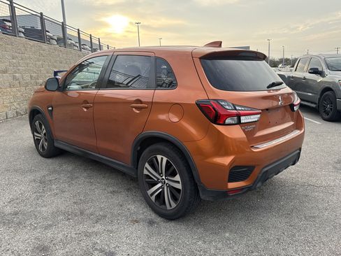 Used 2020 Mitsubishi Outlander Sport ES image 5