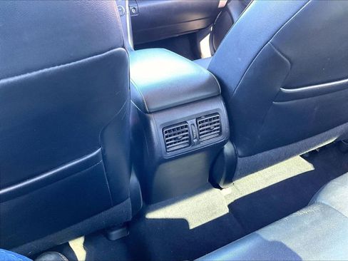 Used 2016 Toyota Camry XLE image 29