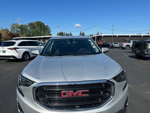 Used 2018 GMC Terrain SLE AWD/4WD image 23