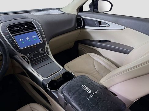 Used 2020 Lincoln Nautilus FWD w/ Equipment Group 101A image 25